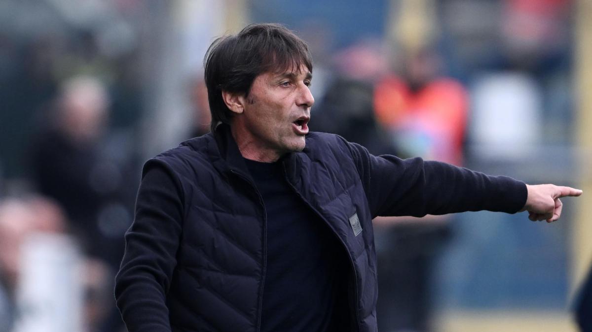 Como-Napoli, le formazioni ufficiali: le scelte di Fabregas e Conte