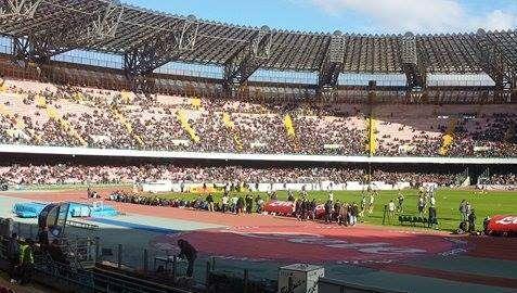 RILEGGI LIVE - Al San Paolo in 30mila festeggiano la Supercoppa! Azzurri scatenati, bene Strinic che mostra cross di qualità