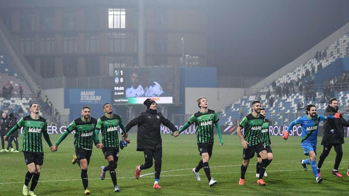 Incredibile comunicato del Sassuolo: “Per sicurezza vietate maglie o sciarpe del Napoli”