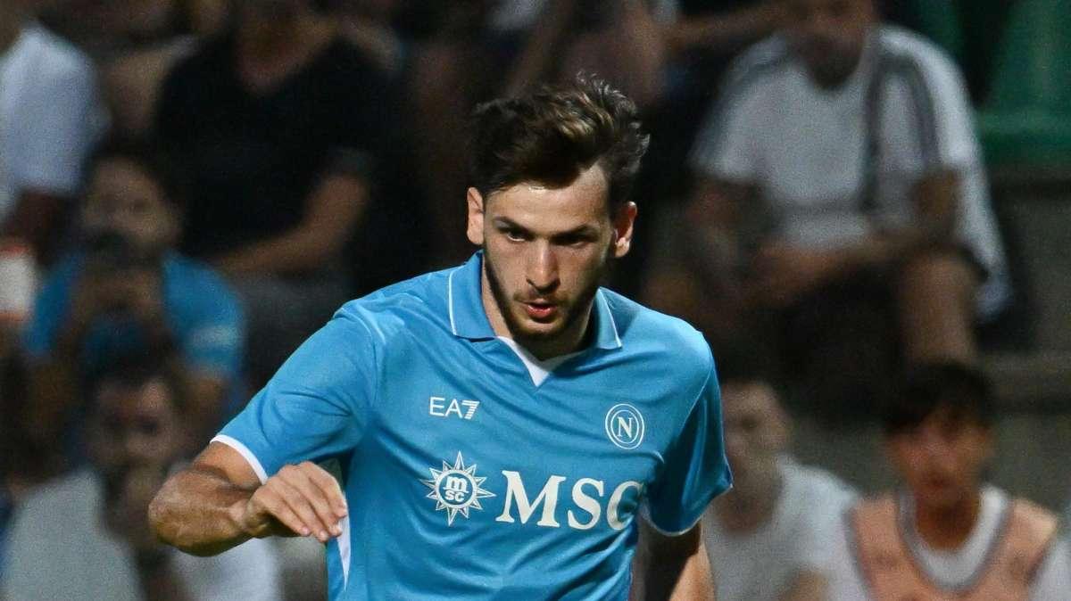 Kvara, a fine mercato l'incontro per il rinnovo: le cifre sul tavolo