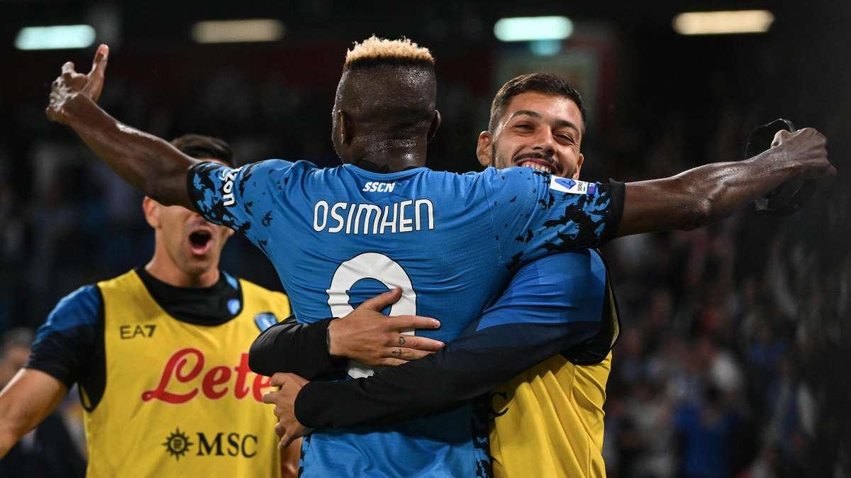 RILEGGI LIVE - Napoli-Bologna 3-2 (41' Zirkzee, 45' Juan Jesus, 49' Lozano, 51' Barrow, 69' Osimhen): gli azzurri tornano al primo posto!