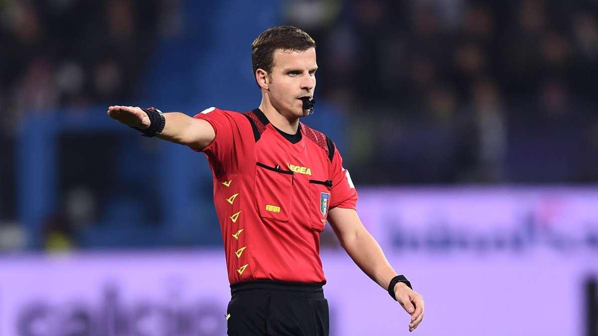 Napoli-Genoa, gli arbitri in isolamento fiduciario: si attende doppio tampone negativo