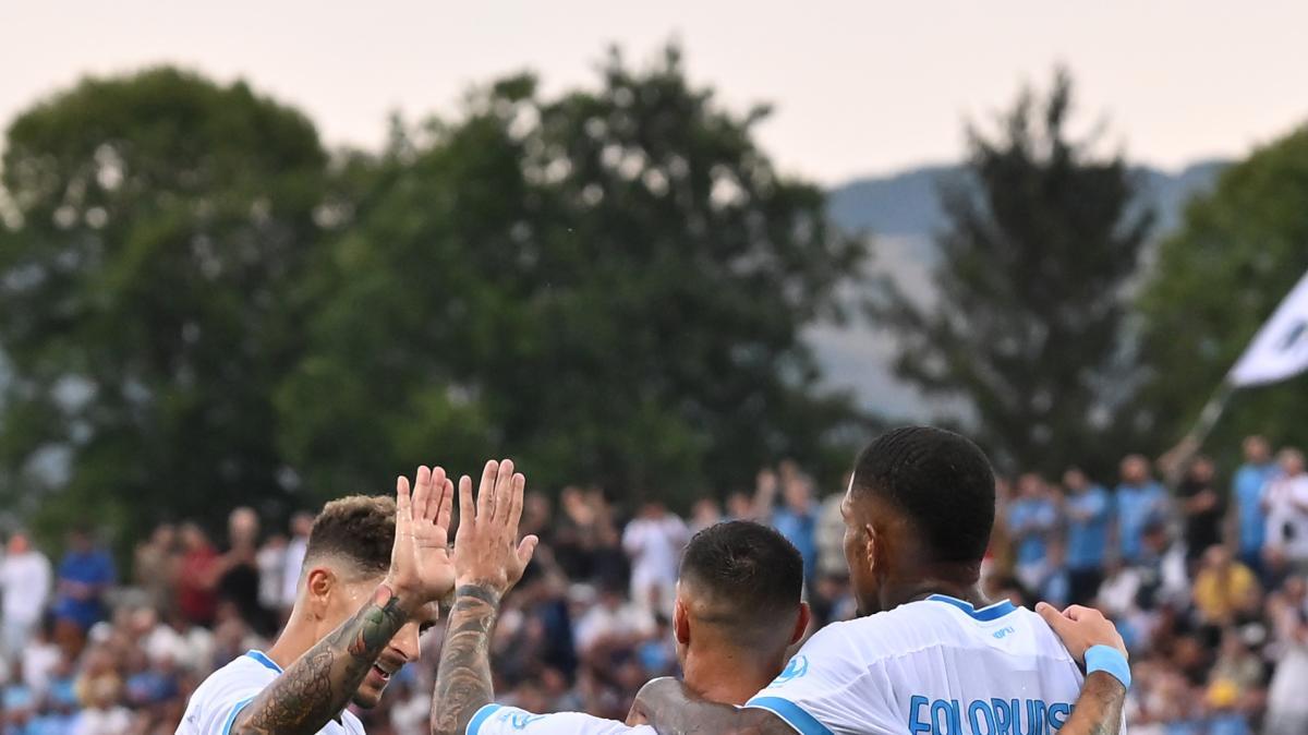 Dai fischi agli applausi: il Napoli ha scoperto un bomber a sorpresa nel precampionato