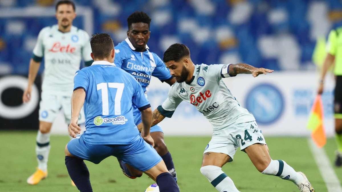 Ssc Napoli, il commento sul sito web: "4-0 al Pescara e 0 gol subiti dopo 3 amichevoli. Domenica a Lisbona..."