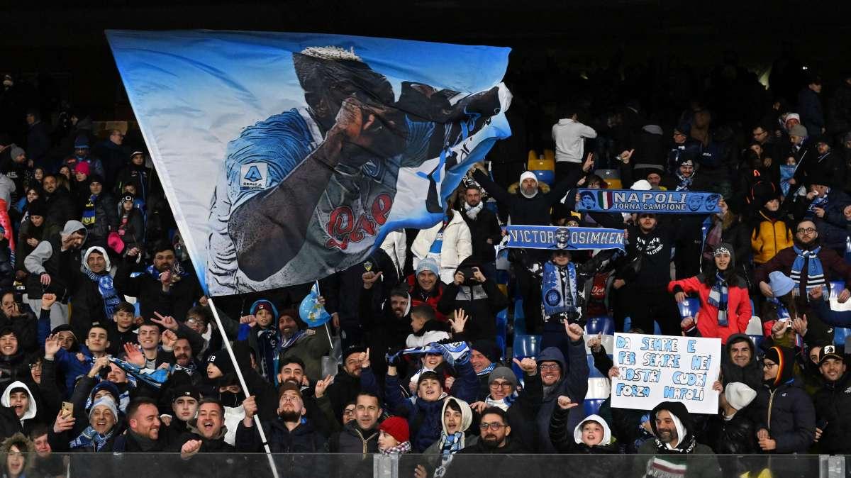 Napoli-Milan, si va verso un altro sold-out: in poche ore già esaurite curve e distinti superiori