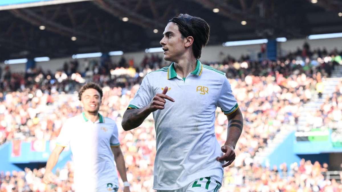 La Roma risponde al Napoli: aggancio in vetta, Sassuolo battuto di misura