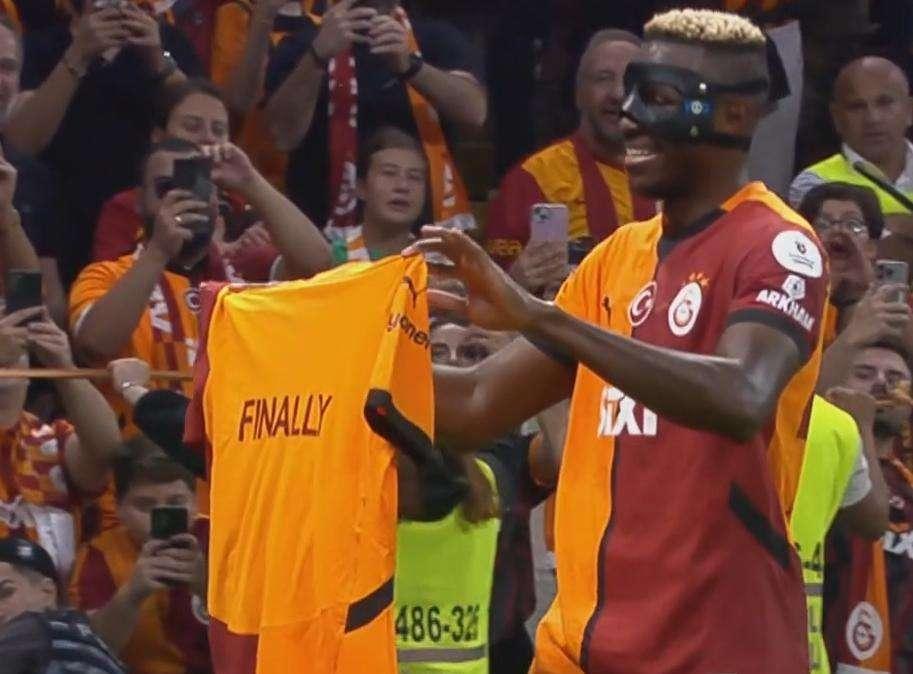 Beffa Galatasaray: non basta la doppietta di Osimhen, pari in extremis col Kasimpasa