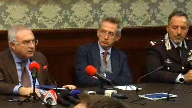 Sindaco Manfredi annuncia: “Domenica area pedonale dalle 12 alle 4 di mattina. Trasporti fino a mezzanotte"
