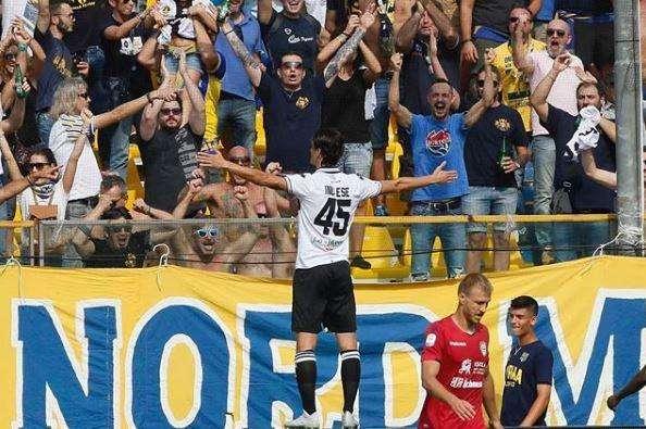 FOTO - Inglese saluta Parma e torna a Napoli: "Qui mi sono sentito a casa"