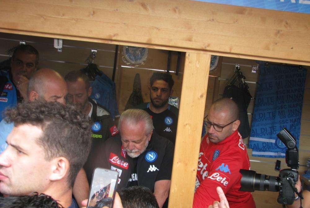 "Sono io il vostro Cavani!", ADL risponde così ai tifosi che invocano il ritorno del Matador