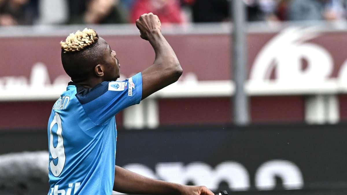 Osimhen inarrestabile! Doppietta e 3-0 Napoli a Torino 
