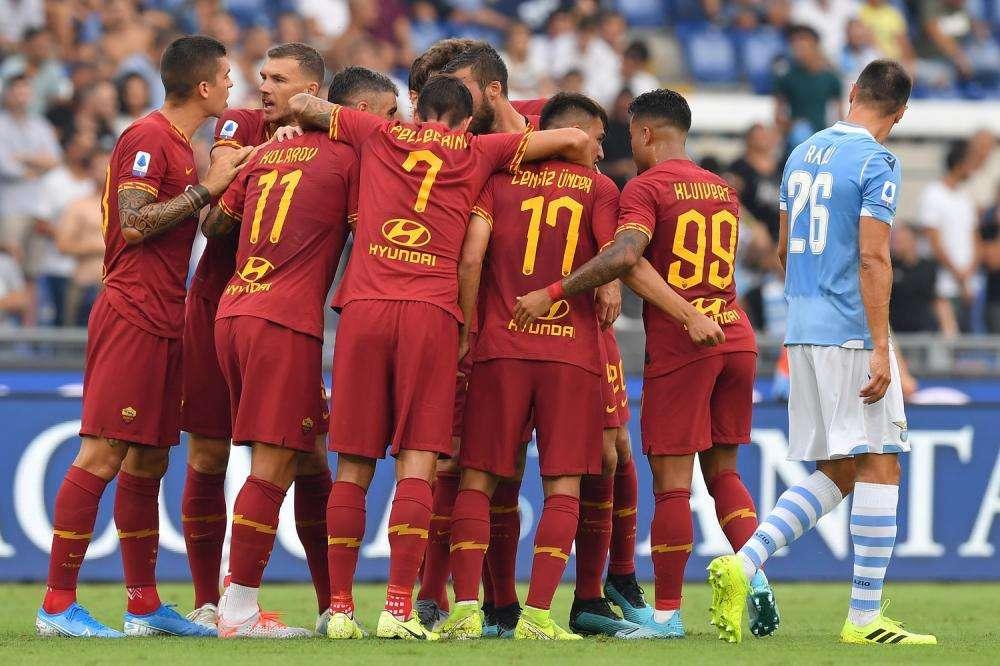 Abbonamenti, la Roma nonostante cessioni e polemiche chiude sopra le 20mila tessere