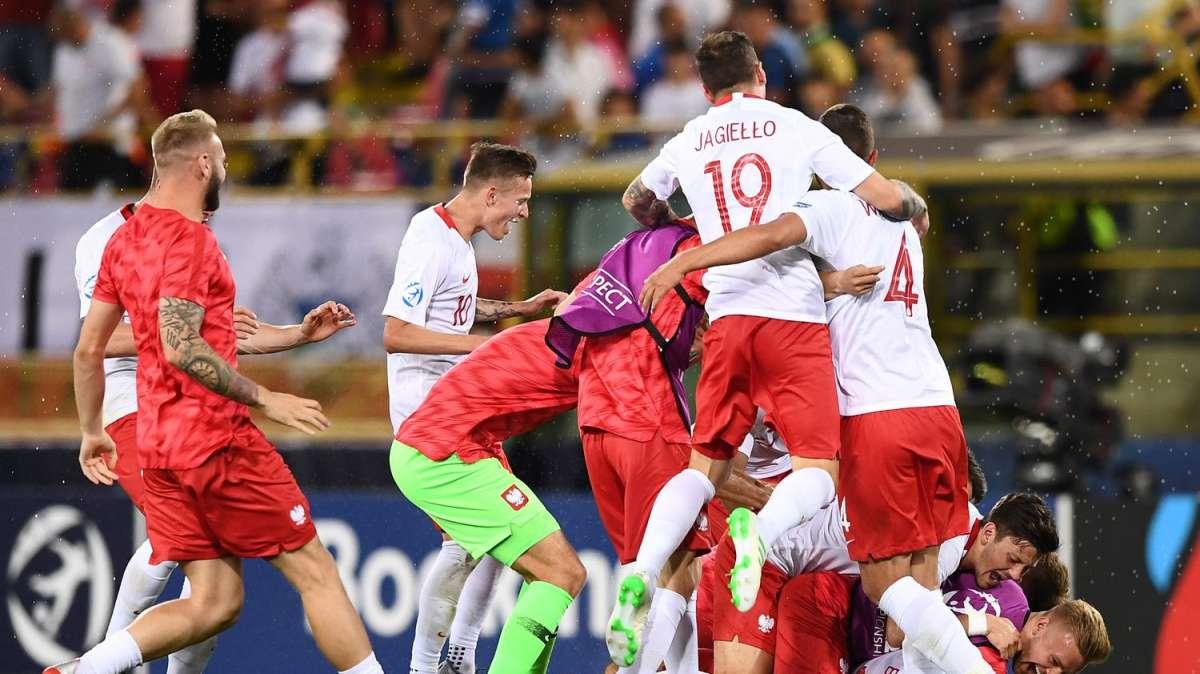 Polonia, il ct Brzeczek positivo al Covid-19: l'11 ottobre sfida all'Italia 