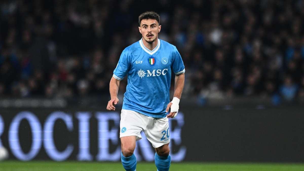 Doppio cambio per il Napoli: entrano Elmas e Beukema