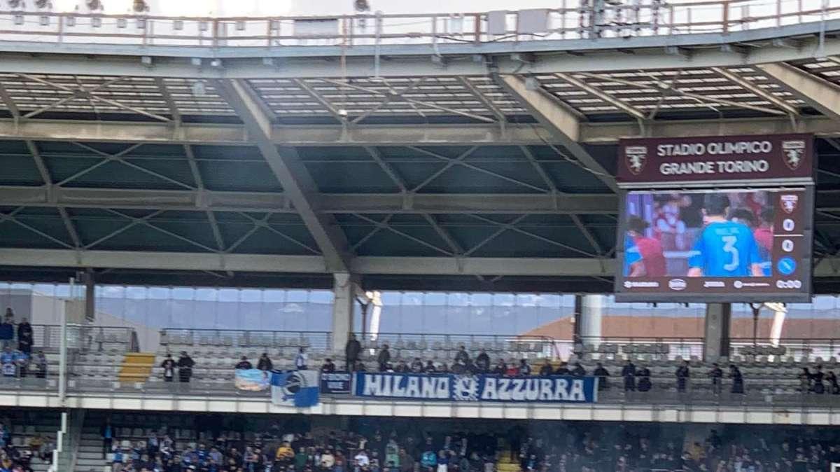 FOTO - "Sventola sempre alta la tua bandiera", lo striscione esposto nel Settore Ospiti