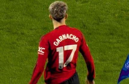 Gazzetta - Garnacho guadagna quando Kvara al Napoli, ma lo United chiede 80 mln