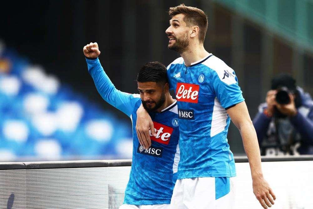Llorente, l'Inter lo preferisce a Giroud ma il Napoli non lo cede senza il recupero di Mertens