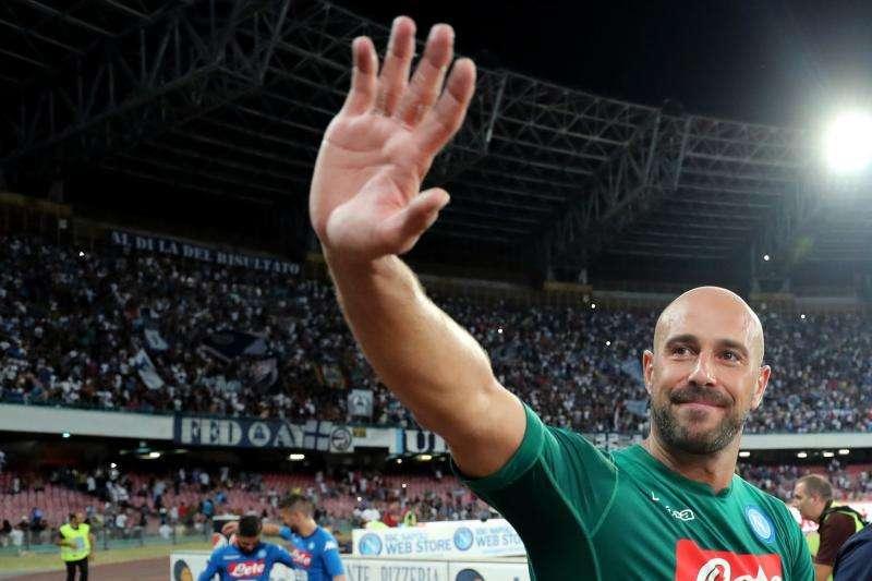 Reina para il rigore, poi Callejon la chiude: dal pericolo 2-1 al tris azzurro