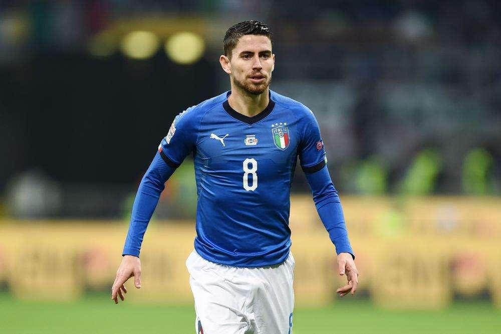 “Sei inutile, 65mln per uno che non sa fare niente, peggio di Bakayoko”: pioggia di insulti per Jorginho su Instagram dai tifosi del Chelsea