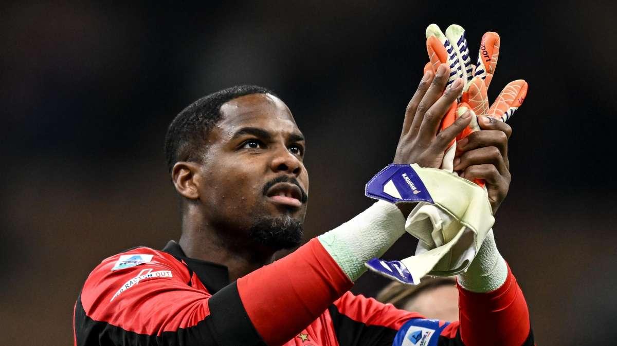 Milan, Maignan e Tomori in gruppo: le ultime da Milanello