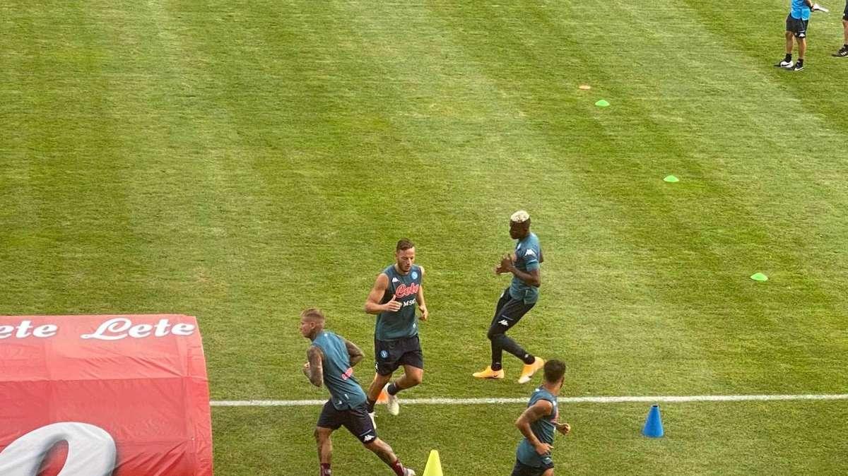 VIDEO - Linea difensiva più un play e due mezzali: Gattuso lavora all’uscita difensiva