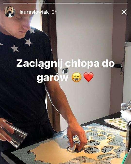 FOTO - Zielinski, una domenica da pasticciere: il polacco alle prese con l'impasto a casa