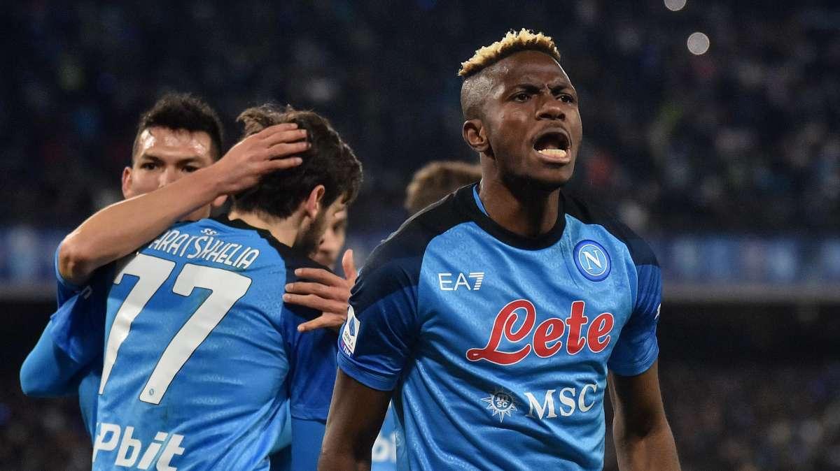 Gazzetta - Quella cosa azzurra là in fondo è il Napoli: chi lo prende più?