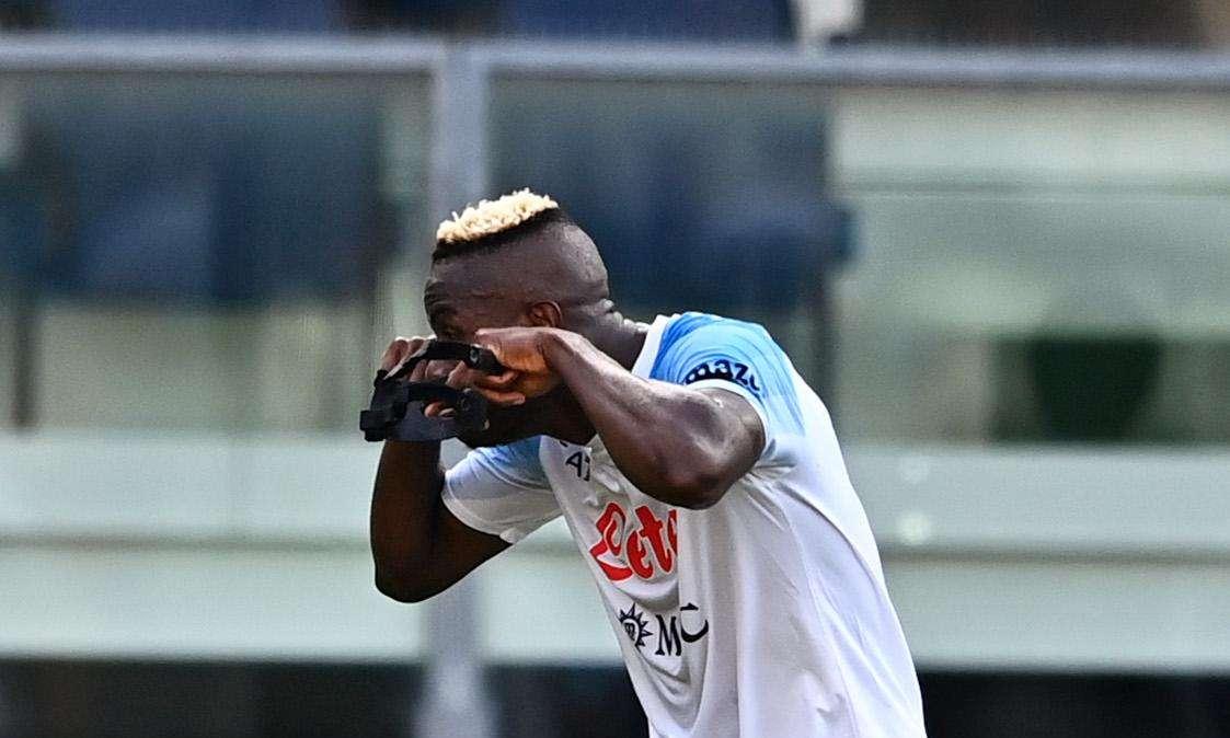 L'ex Ajax Roy esalta Osimhen: "Ma che giocatore è? Ha tecnica, velocità e un grande cuore"