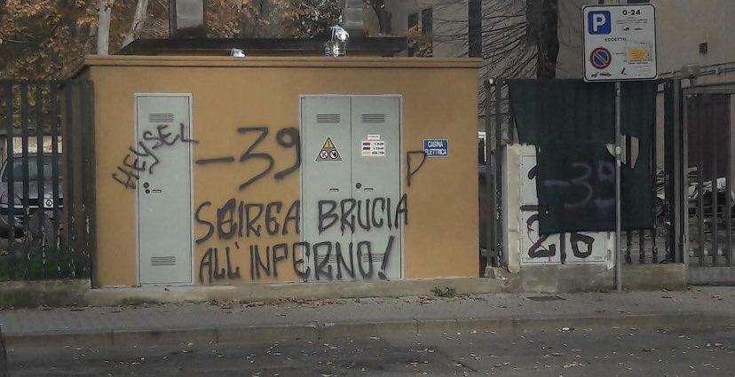 FOTO - Vergognose scritte a Firenze: "-39, Scirea brucia all'inferno". Pistocchi: "Fiorentini, lasciate agli altri le infamie!"