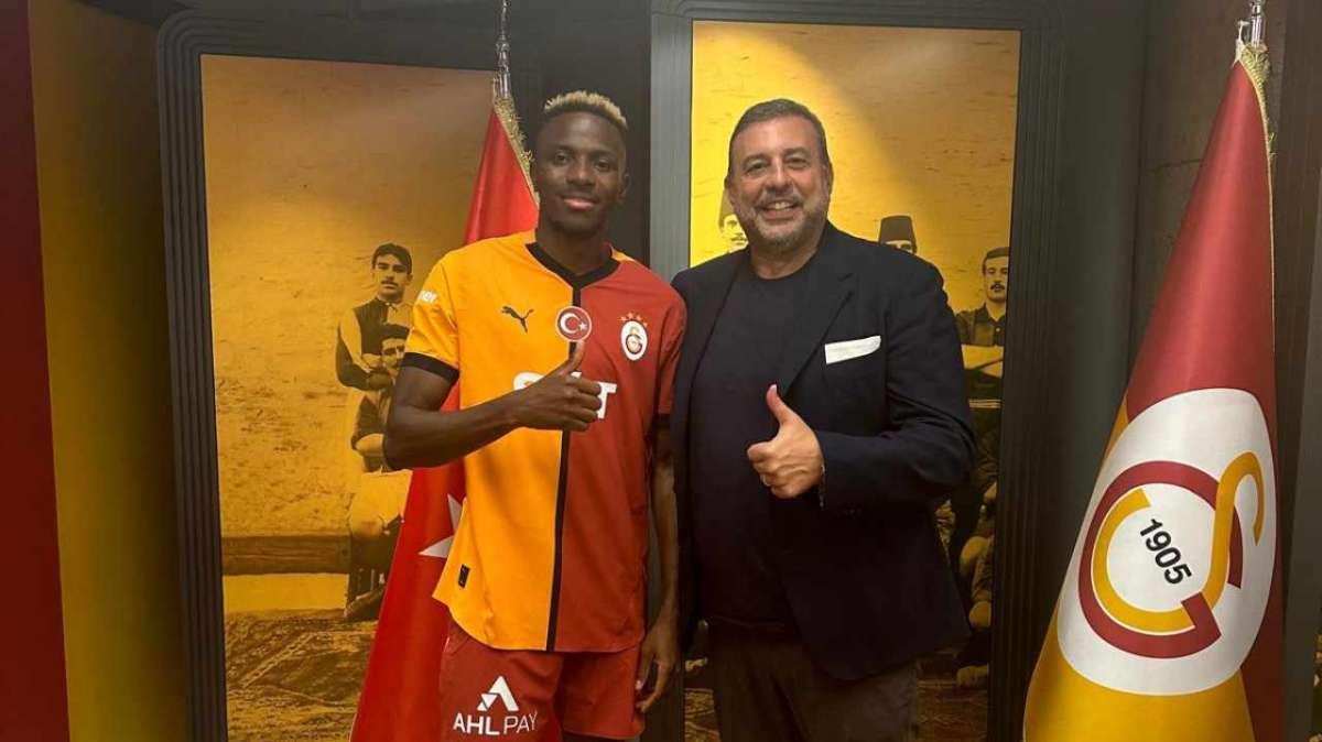 Osimhen-Galatasaray, Sky: Manna torna a Napoli, turchi a Milano fino a quando non chiudono