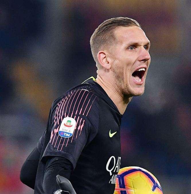 Da Roma - Ranieri pensa ad una bocciatura per Olsen: si scalda Mirante per il Napoli