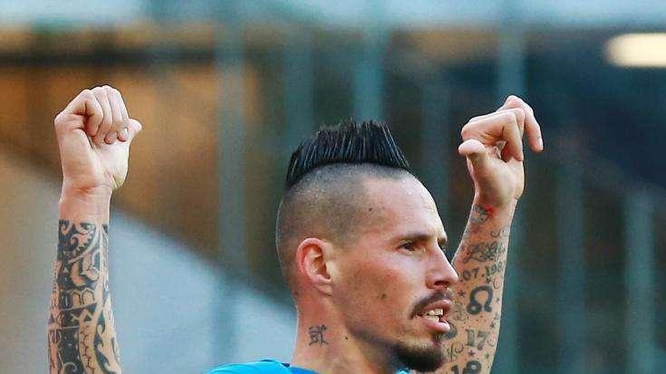 SSC Napoli, Formisano: “Stasera maglia speciale dedicata ad Hamsik. Ci ha promesso una chicca per la mostra…”
