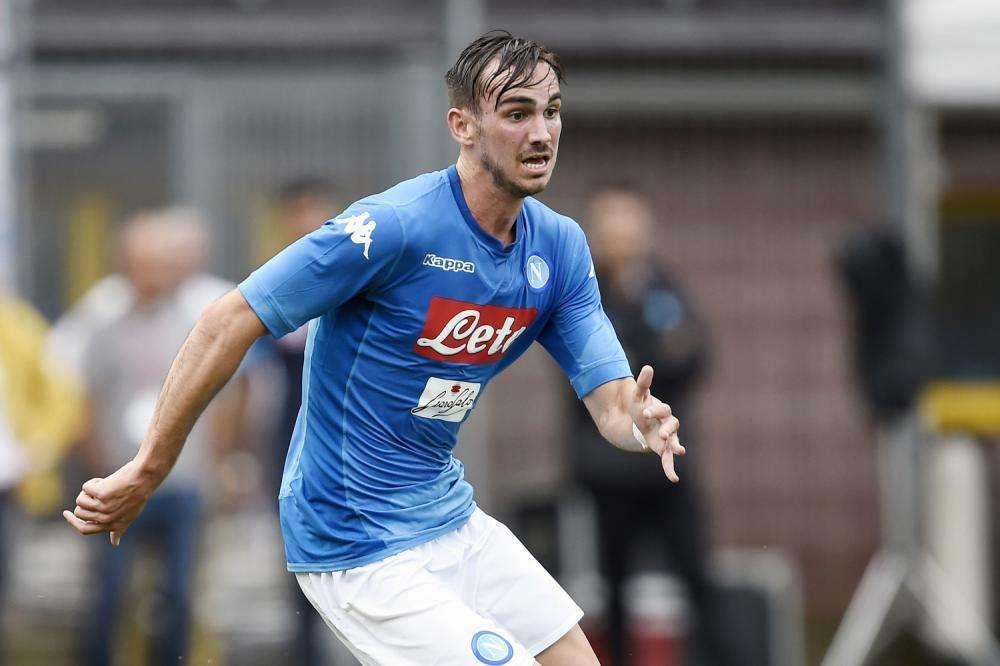 FORMAZIONI UFFICIALI - Fabian titolare al posto di Callejon, in attacco Mertens-Insigne