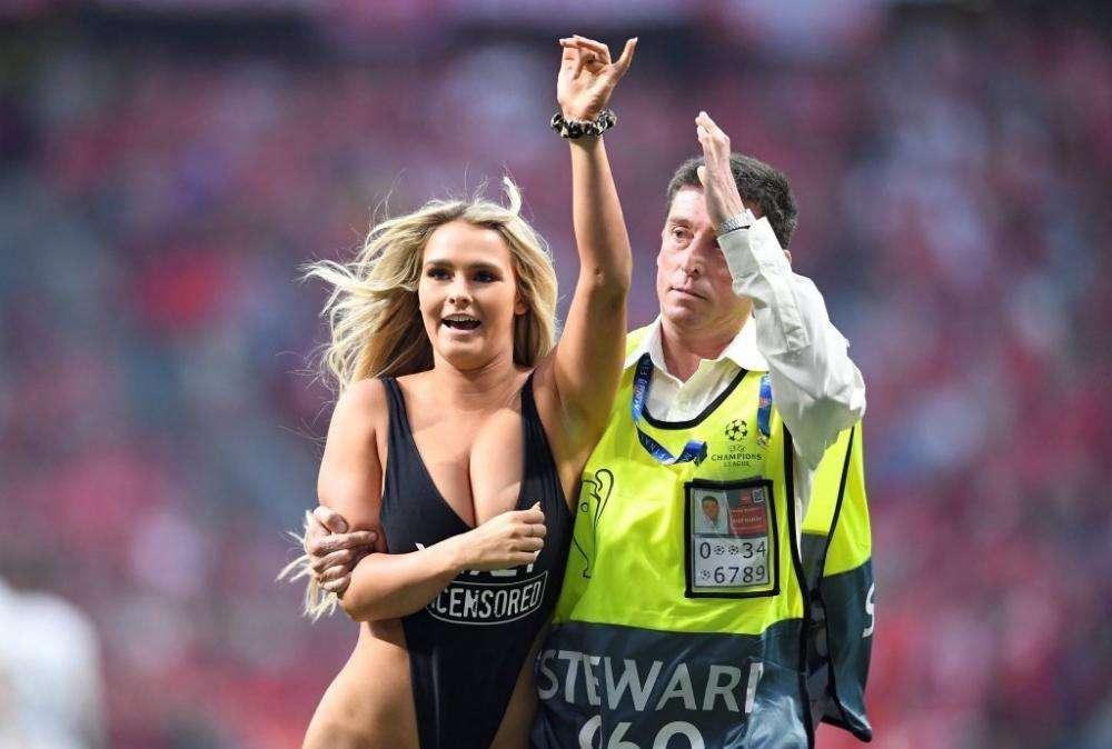 Kinsey Wolanski dopo l'invasione: "Sono sempre in cerca di qualcosa di pazzo. Per gli steward è difficile vedere tutti..."