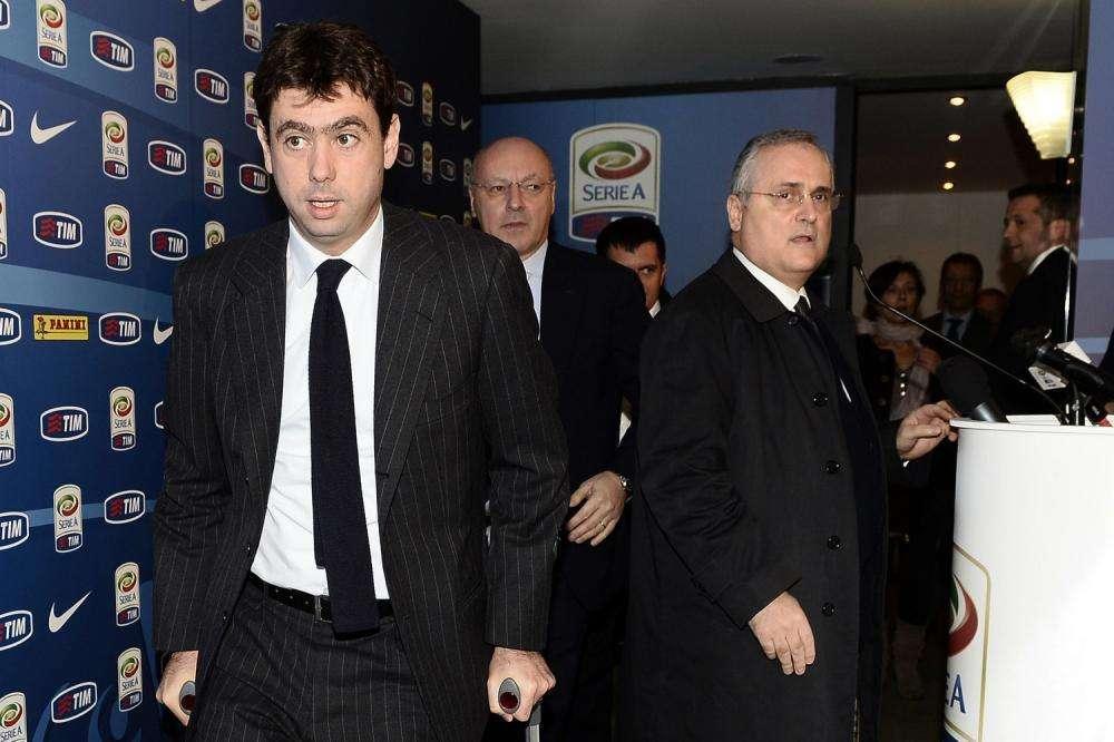 "Io parlo coi luminari", "Ora sei pure virologo?", il battibecco Lotito-Agnelli nell'assemblea di Lega