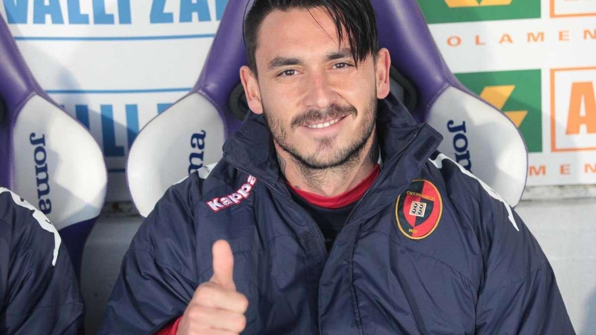 ESCLUSIVA - Per il vice-Cavani adesso in pole c'è ancora un cileno: la punta può essere un "regalo" di Cellino! C'è di mezzo Acquafresca, ma non vestirà l'azzurro...