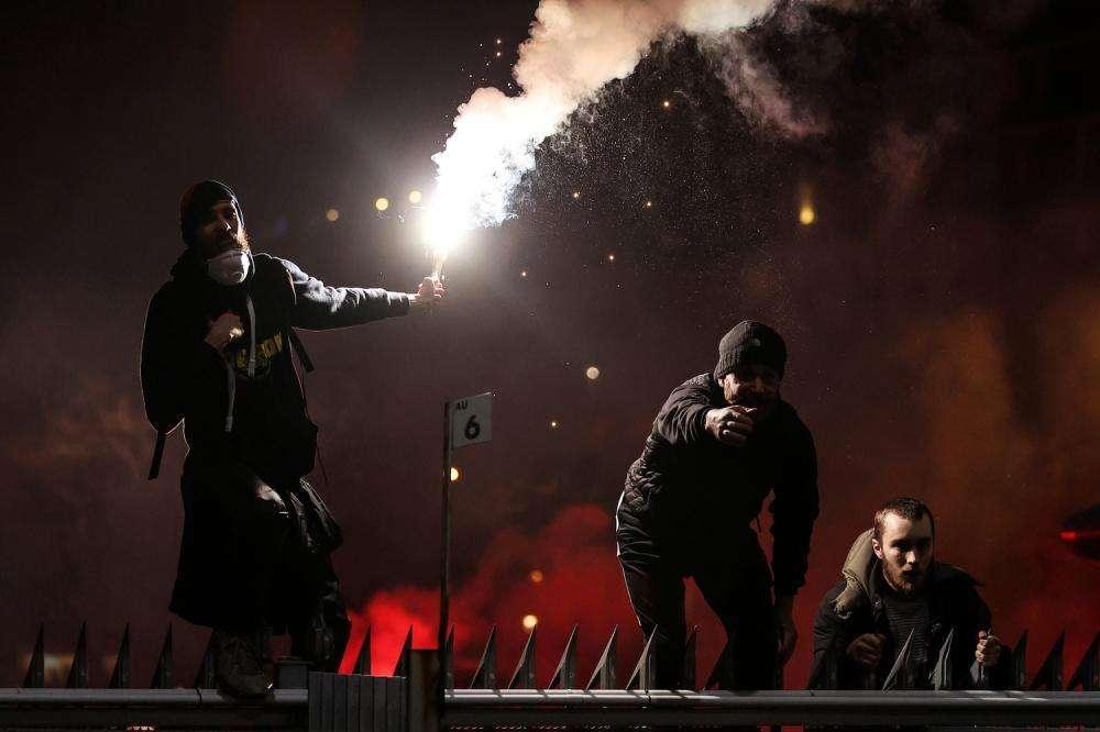 Milano, arrestato l’accoltellatore nella rissa della 'Movida' : è il figlio del capo ultrà interista
