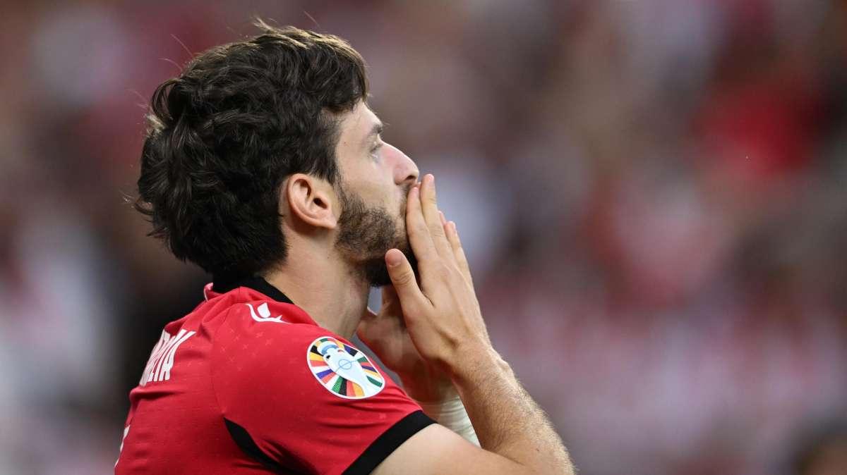 Primo ko in Nations League per la Georgia, battuta 1-0 dall'Ucraina: 90' per Kvara