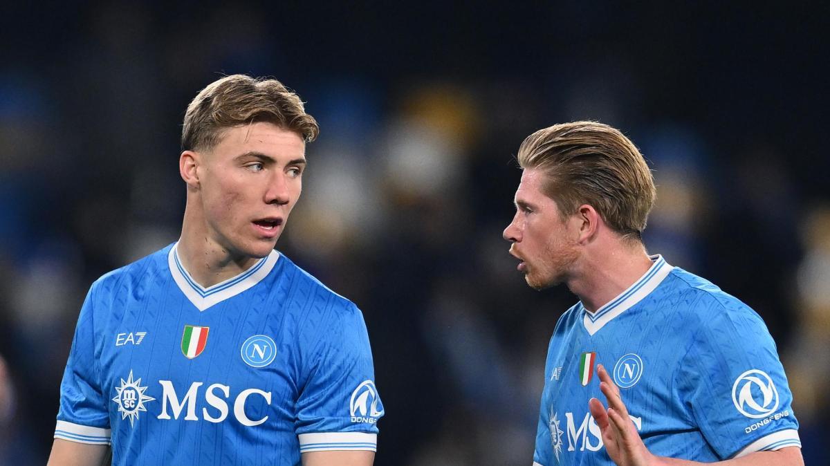 Dentro McTominay e De Bruyne e Hojlund la pareggia subito! 1-1 al Maradona!
