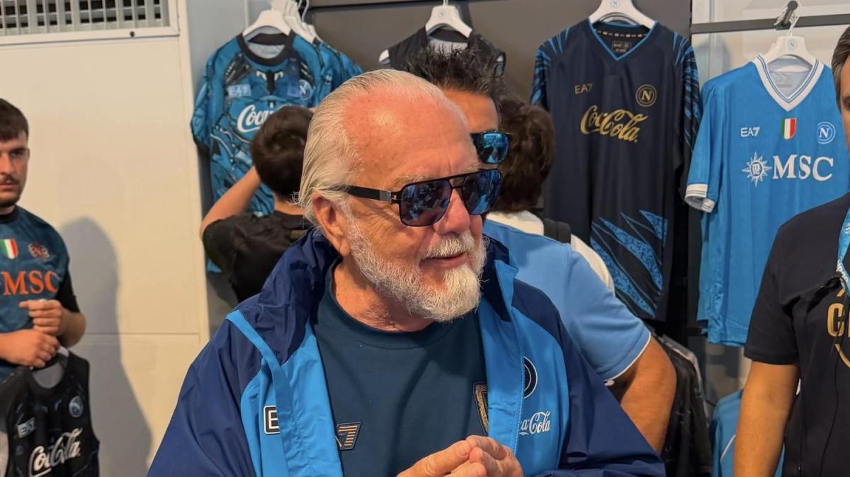 Dimaro, ADL si concede ai tifosi e firma autografi nello store