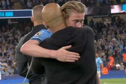Premier, tris City: standing ovation ma la traversa nega il gol d'addio a De Bruyne