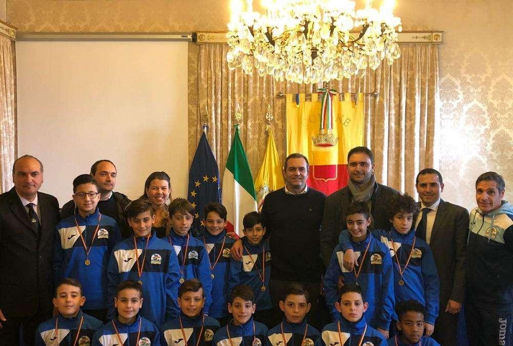 FOTO - La napoletana ASD Micri sfida United, Chelsea, Juve e PSG nella Universal Youth Cup