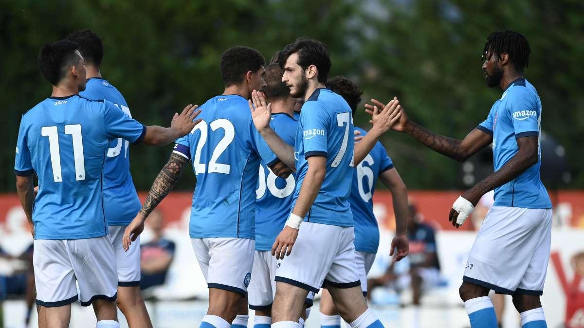 Di Lorenzo entusiasta di Kvaratskhelia: "Salta tutti come birilli"