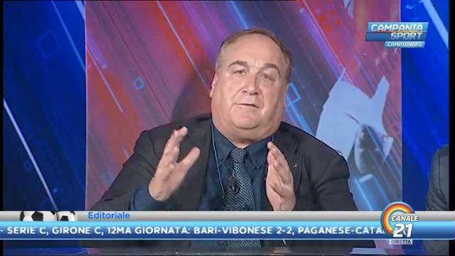 L’editoriale di Chiariello: “Il Napoli non gioca a calcio, cambi offensivi solo dopo lo 0-1! Mazzarri, senza qualità dove vai?"