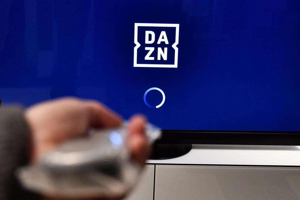 Disservizi DAZN, scatta il lodo Vezzali: rimborsi automatici pari al 50%
