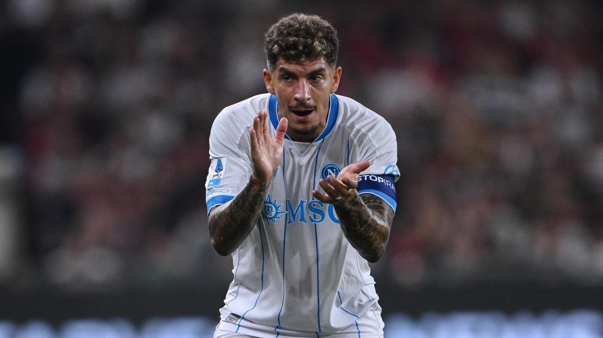 Domina il Genoa, un guizzo del Napoli sul finale: 0-0 al 45'