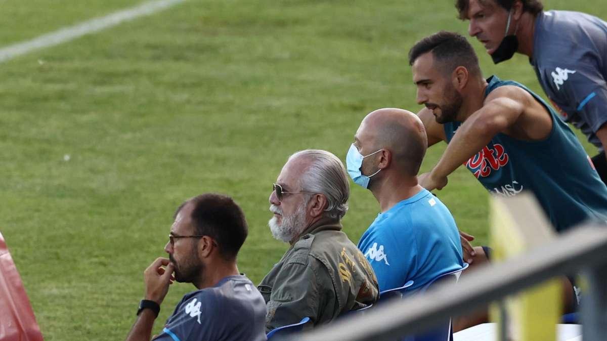 VIDEO - Il Napoli celebra la Festa della Mamma: immagini da brividi sui social