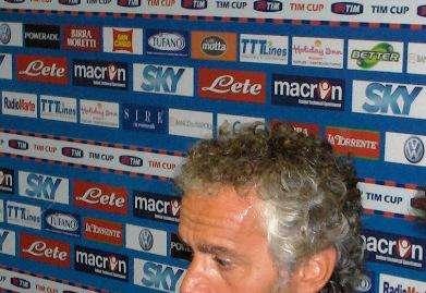 Donadoni: "Ottimista, meritavamo più del Palermo. Fuorigioco sul gol? Era di Campagnaro, non Hamsik. Fallo su Maggio? Le immagini sono chiare"
