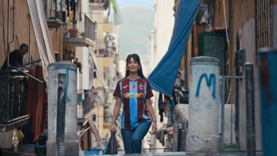 Trabzonspor sceglie Napoli! Svelate le nuove maglie nei luoghi iconici della città