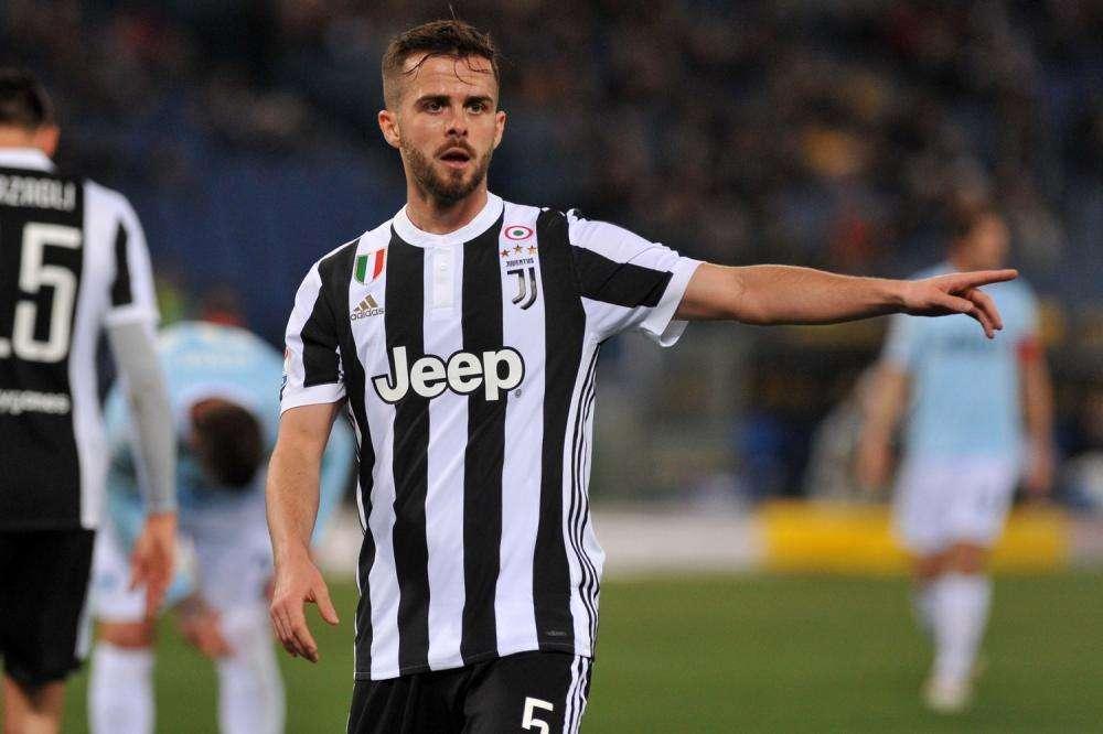 Pjanic: "Allegri vs Sarri? Conta il risultato, Juve più intelligente nell'interpretare le partite! Sullo Scudetto..."
